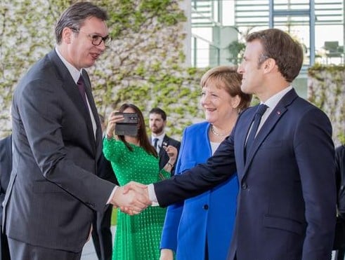 Weber: Macron fajtor për mos liberalizimin e vizave për Kosovë